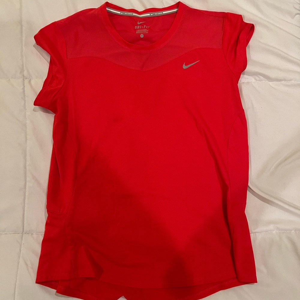 Nike dri-fit shirt with side pocket